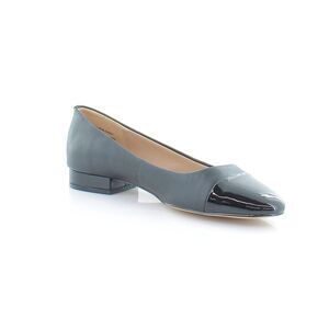 Steve Madden Gray Pointed Toe Patent Cap Flats